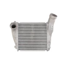 Intercooler, compresor NISSENS