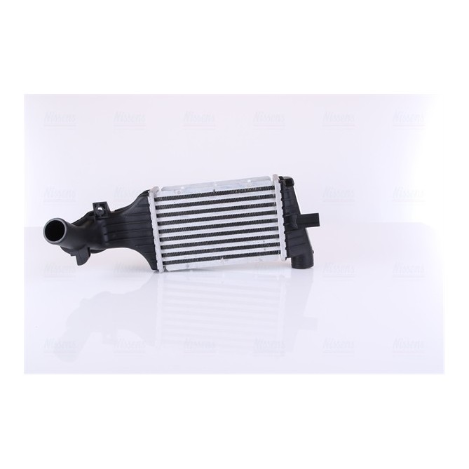 Intercooler, compresor NISSENS